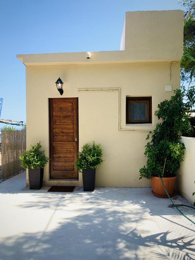 Apartment House By The Sea In Artemis *