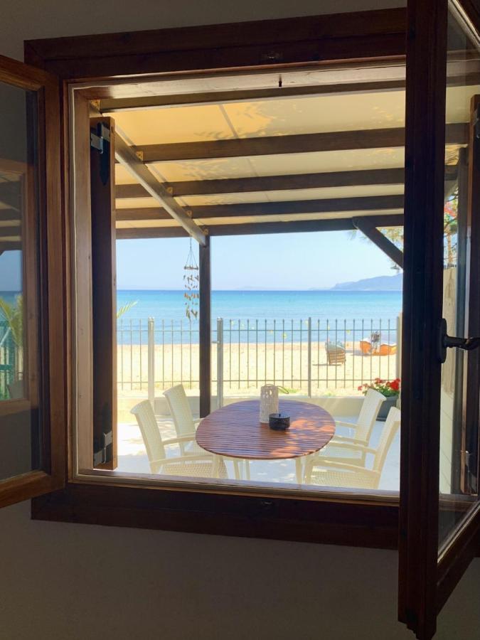 House By The Sea In Artemis Apartment
